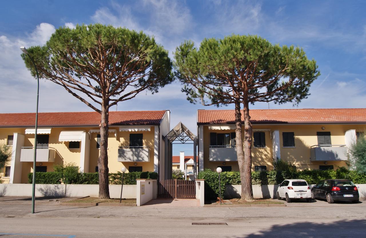 In Portosole E Tamerici Con Piscina-cavallino Treporti Apartment