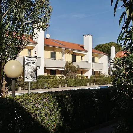 Appartamenti In Residence Portosole E Residence Tamerici Con Piscina-Cavallino Treporti Exterior photo