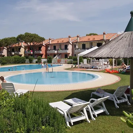 Appartamenti In Residence Portosole E Residence Tamerici Con Piscina-Cavallino Treporti Exterior photo