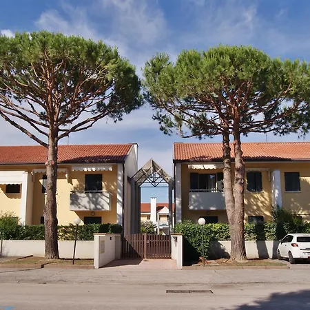 Appartamenti In Residence Portosole E Residence Tamerici Con Piscina-Cavallino Treporti Exterior photo