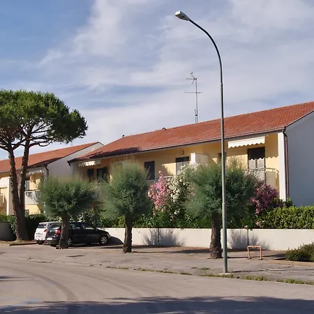 Appartamenti In Residence Portosole E Residence Tamerici Con Piscina-Cavallino Treporti Exterior photo