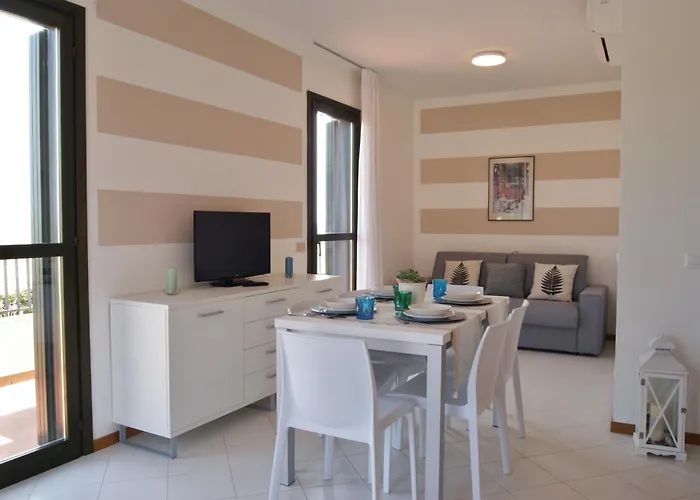 Appartamenti In Residence Portosole E Residence Tamerici Con Piscina-Cavallino Treporti