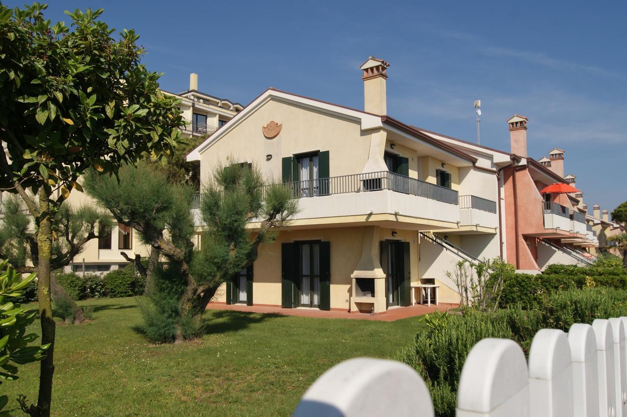 In Portosole E Tamerici Con Piscina-cavallino Treporti Apartment