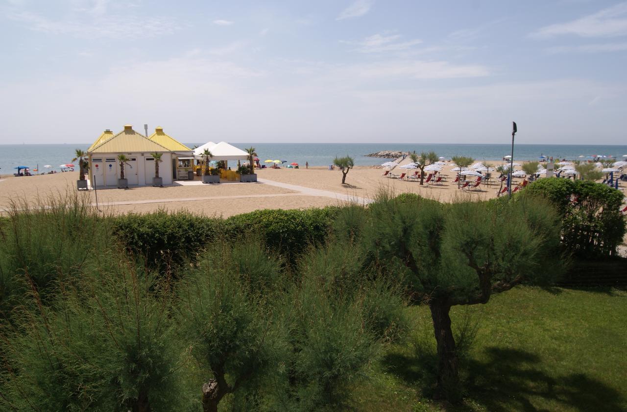 In Portosole E Tamerici Con Piscina-cavallino Treporti